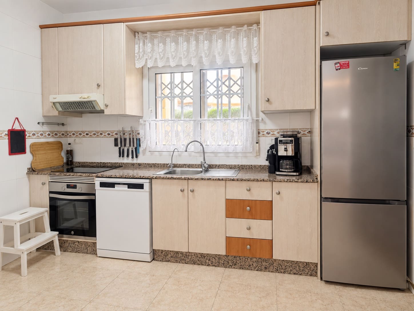 3 sypialnia Dom blizniak na sprzedaż w Isla Plana z basenem garażem - 276 500 € (Ref: 10101809)