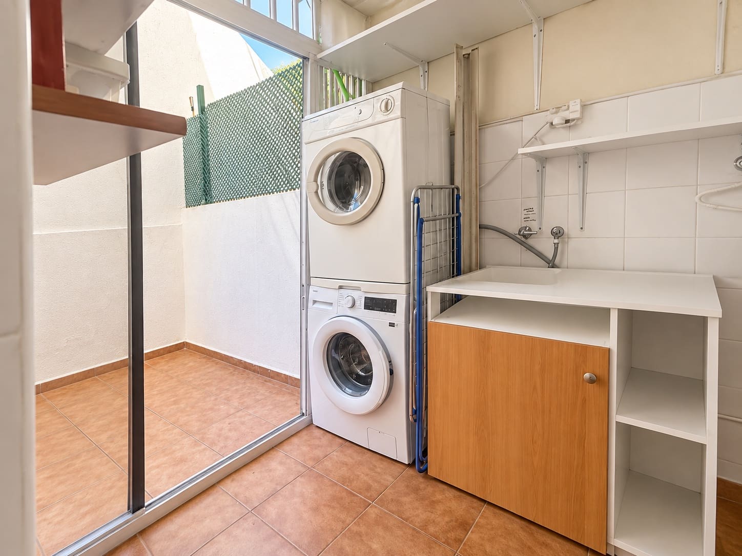 3 sypialnia Dom blizniak na sprzedaż w Isla Plana z basenem garażem - 276 500 € (Ref: 10101809)