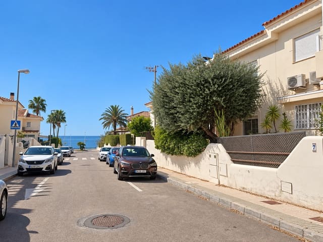 3 sypialnia Dom blizniak na sprzedaż w Isla Plana, Kartagena z basenem garażem - 276 500 € (Ref: 10101809)