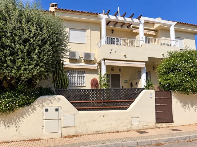 3 sypialnia Dom blizniak na sprzedaż w Isla Plana, Kartagena z basenem garażem - 276 500 € (Ref: 10101809)