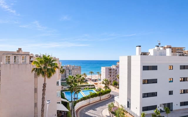 3 makuuhuone Huoneisto myytävänä paikassa Playa de Muchavista, El Campello mukana uima-altaan - 535 000 € (Ref: 10118714)