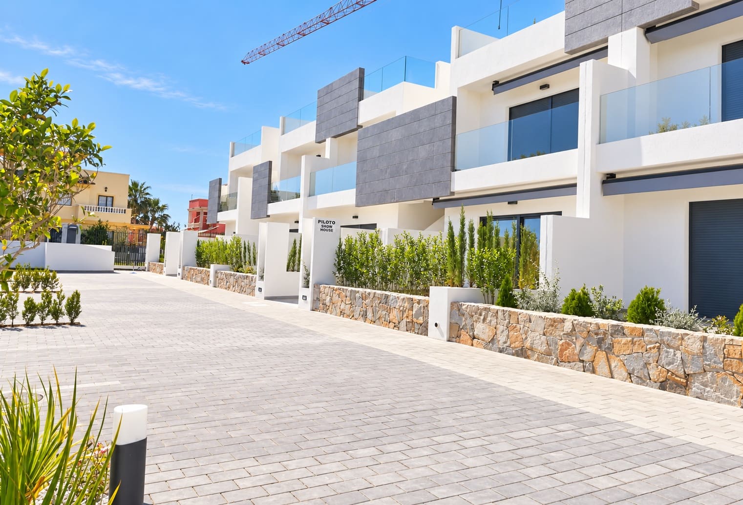 3 makuuhuone Bungalow myytävänä paikassa Torrevieja mukana uima-altaan - 350 000 € (Ref: 10131139)