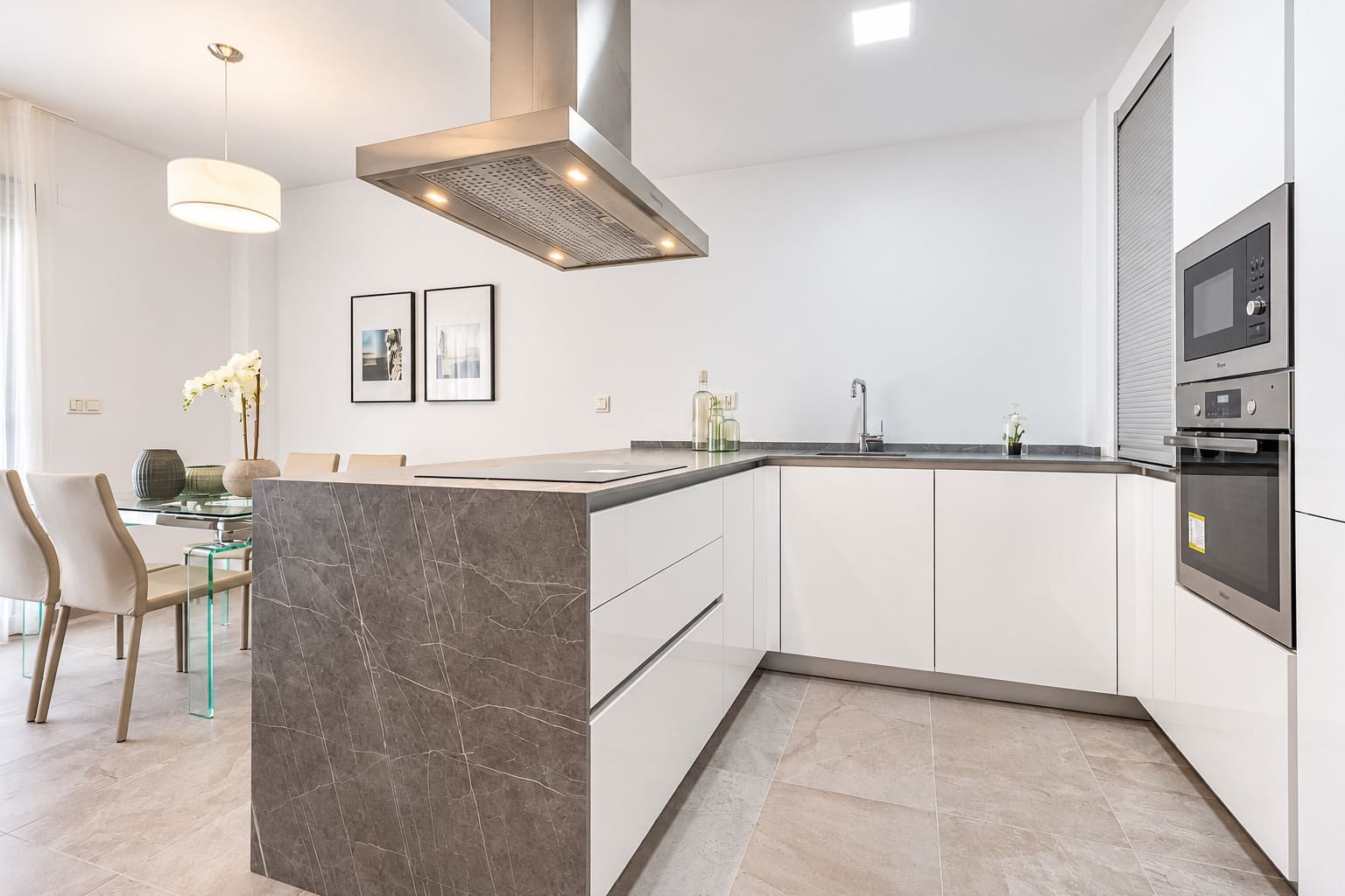 3 quarto Bungalow para venda em Torrevieja com piscina - 330 000 € (Ref: 10131140)