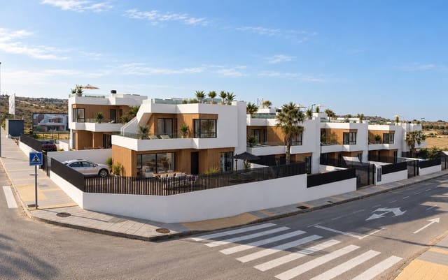 3 soveværelse Semi-Rækkehus til salg i Vistabella del Maestrat med garage - € 570.000 (Ref: 10139088)