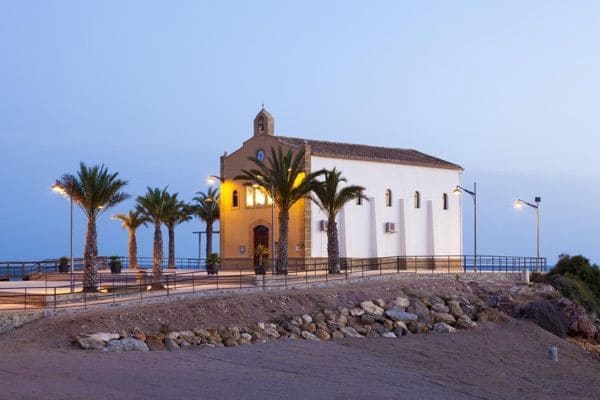 Chalet de 8 habitaciones en Isla Plana en venta con piscina garaje - 1.661.000 € (Ref: 10145724)