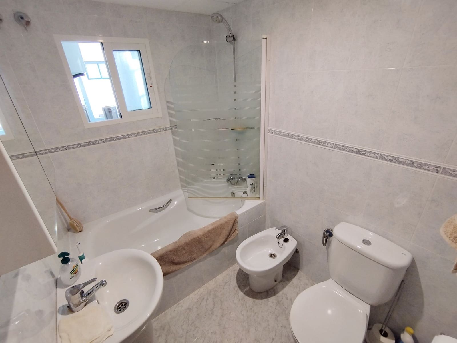 Apartamento de 2 habitaciones en Puerto de Mazarron en venta con piscina garaje - 169.000 € (Ref: 10166067)