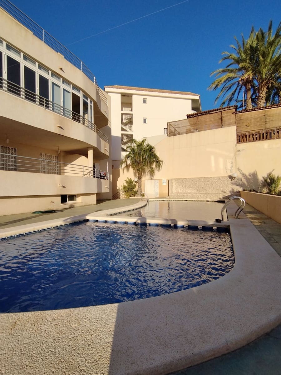 Apartamento de 2 habitaciones en Puerto de Mazarron en venta con piscina garaje - 169.000 € (Ref: 10166067)