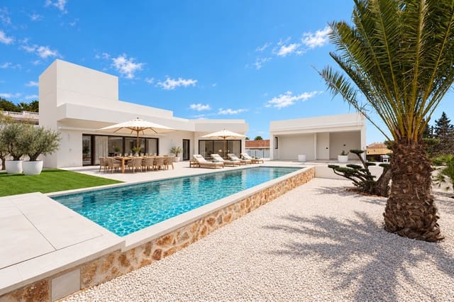 4 chambre Villa/Maison à vendre à Ciudad Quesada, Rojales avec piscine garage - 1 590 000 € (Ref: 10168127)