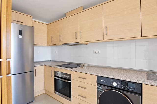 Apartamento de 2 habitaciones en Isla Plana, Cartagena en venta con piscina garaje - 169.000 € (Ref: 10173146)