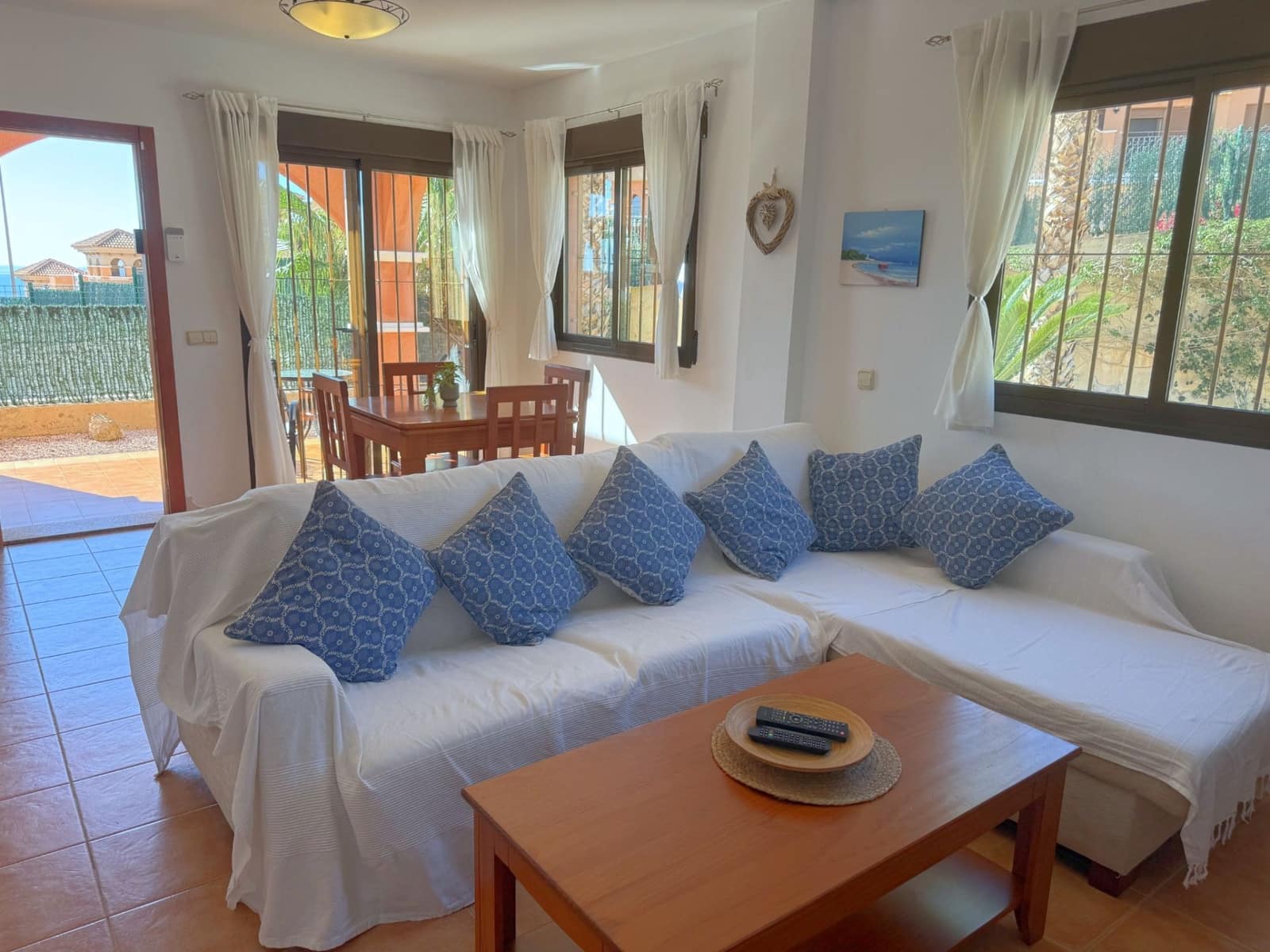 3 slaapkamer Villa te koop in Isla Plana met zwembad garage - € 349.000 (Ref: 10174340)