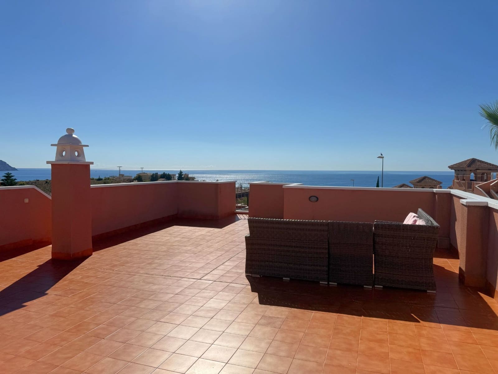 3 slaapkamer Villa te koop in Isla Plana met zwembad garage - € 349.000 (Ref: 10174340)