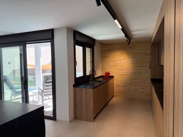 4 sypialnia Willa na sprzedaż w Bolnuevo, Mazarrón z basenem garażem - 890 000 € (Ref: 10182450)