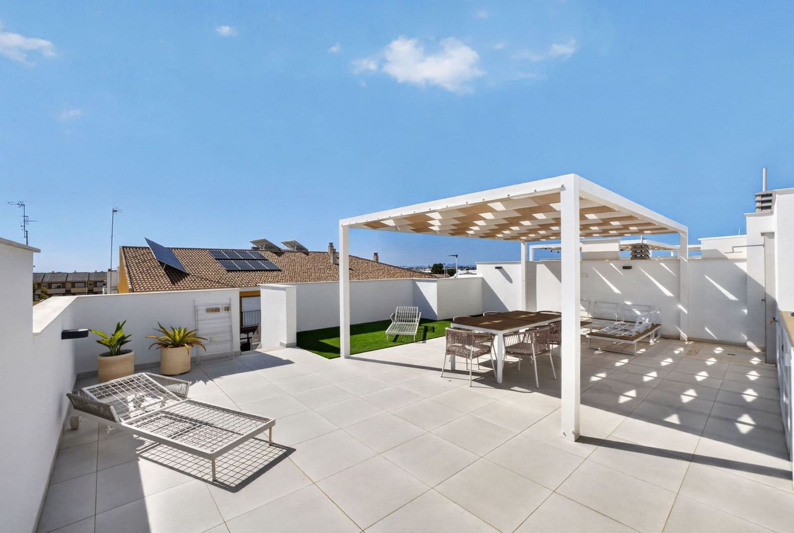 2 soverom Bungalow til salgs i Pilar de la Horadada med svømmebasseng garasje - € 295 000 (Ref: 10184156)