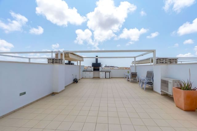 2 makuuhuone Bungalow myytävänä paikassa San Pedro del Pinatar ciudad, San Pedro del Pinatar mukana uima-altaan 
autotalli - 265 000 € (Ref: 10186364)