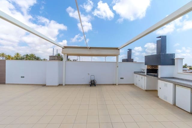 2 makuuhuone Bungalow myytävänä paikassa San Pedro del Pinatar ciudad, San Pedro del Pinatar mukana uima-altaan 
autotalli - 265 000 € (Ref: 10186364)