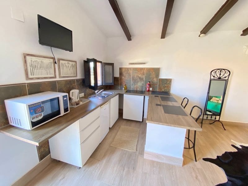 6 soveværelse Finca/Landehus til salg i Los Canovas med swimmingpool garage - € 495.000 (Ref: 7555483)