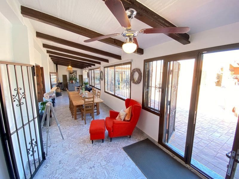 6 soveværelse Finca/Landehus til salg i Los Canovas med swimmingpool garage - € 495.000 (Ref: 7555483)