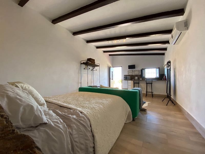 6 soveværelse Finca/Landehus til salg i Los Canovas med swimmingpool garage - € 495.000 (Ref: 7555483)