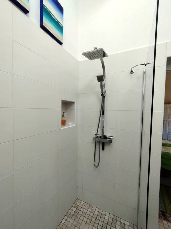 6 soveværelse Finca/Landehus til salg i Los Canovas med swimmingpool garage - € 495.000 (Ref: 7555483)