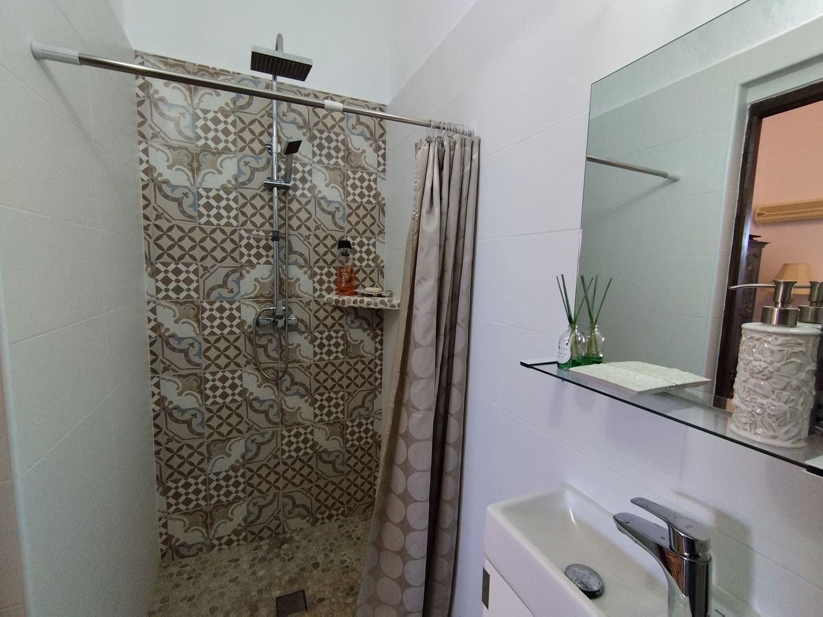 6 soveværelse Finca/Landehus til salg i Los Canovas med swimmingpool garage - € 495.000 (Ref: 7555483)