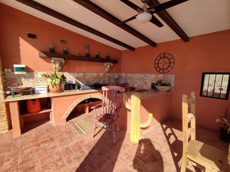 6 soveværelse Finca/Landehus til salg i Los Canovas med swimmingpool garage - € 495.000 (Ref: 7555483)