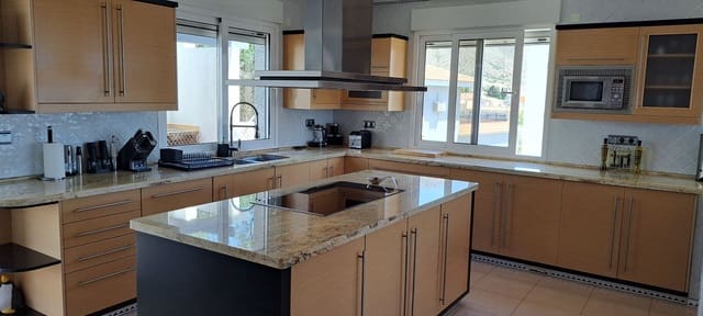 5 soverom Villa til salgs i Isla Plana, Cartagena med svømmebasseng garasje - € 1 400 000 (Ref: 8312956)