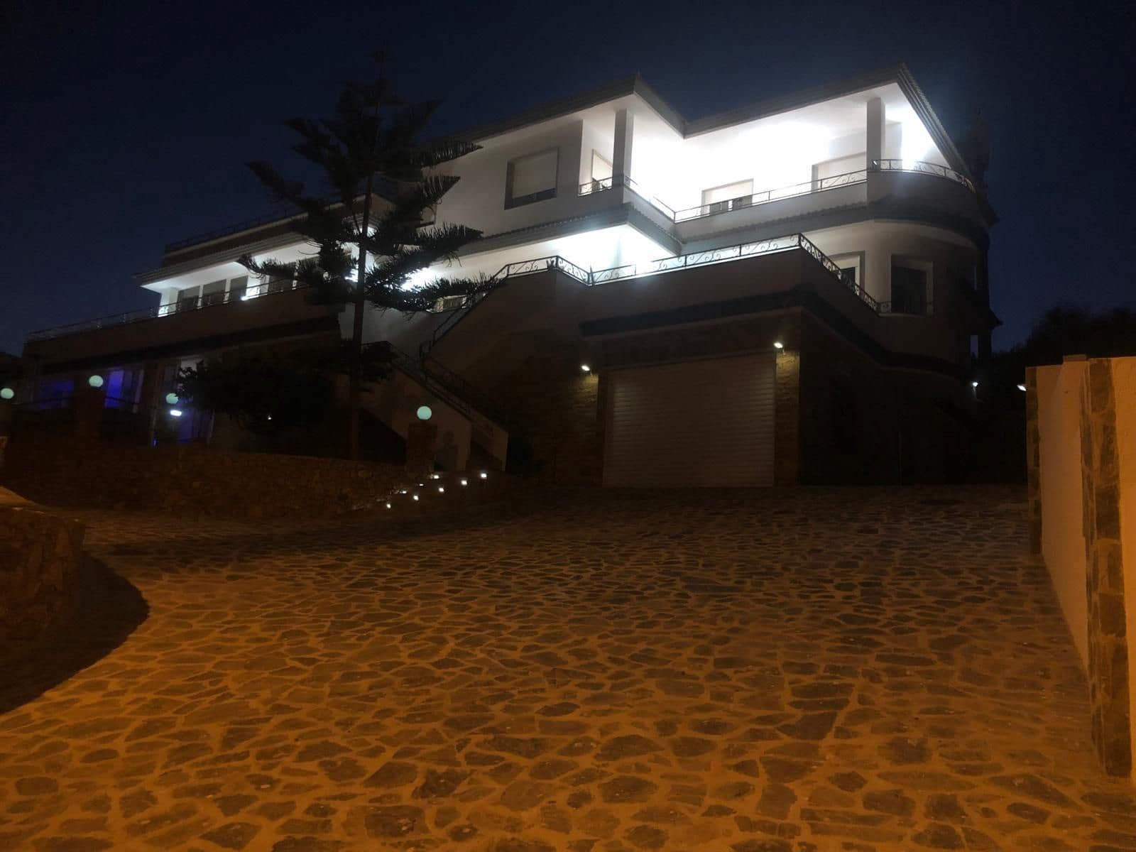 5 bedroom Villa for sale in Isla Plana with pool garage - € 1,400,000 (Ref: 8312956)