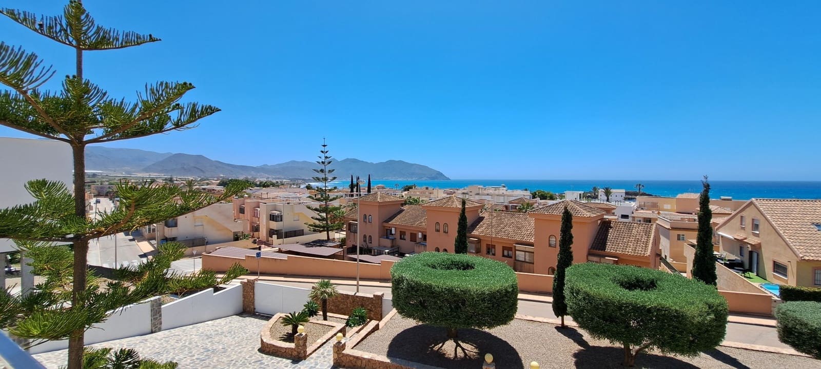 5 bedroom Villa for sale in Isla Plana with pool garage - € 1,400,000 (Ref: 8312956)