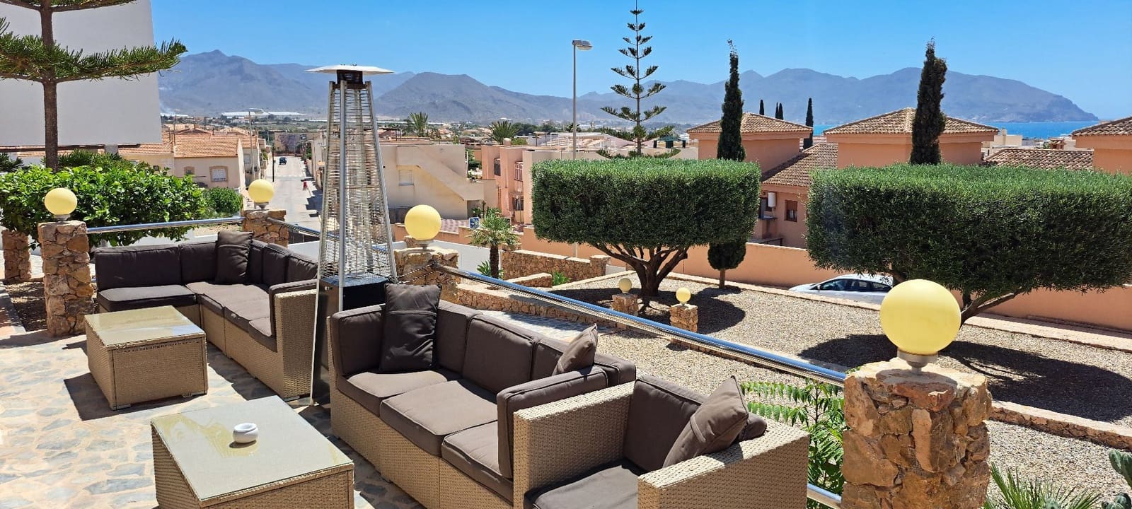 5 bedroom Villa for sale in Isla Plana with pool garage - € 1,400,000 (Ref: 8312956)