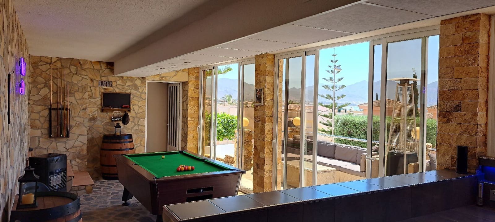 5 soveværelse Villa til salg i Isla Plana med swimmingpool garage - € 1.400.000 (Ref: 8315794)