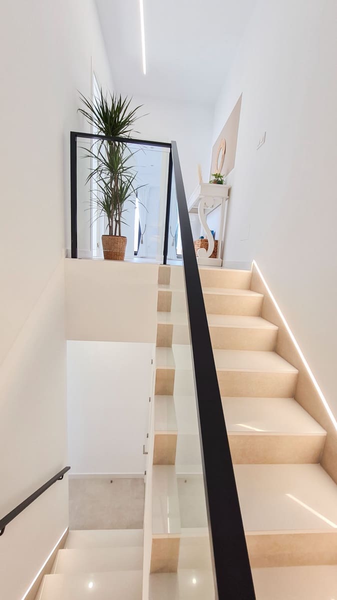 Chalet de 3 habitaciones en San Pedro del Pinatar en venta con piscina garaje - 425.000 € (Ref: 9100465)