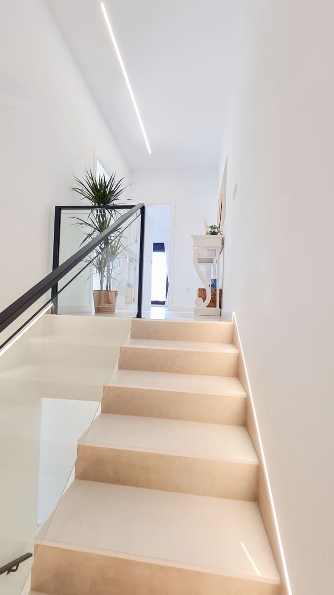 Chalet de 3 habitaciones en San Pedro del Pinatar en venta con piscina garaje - 425.000 € (Ref: 9100465)