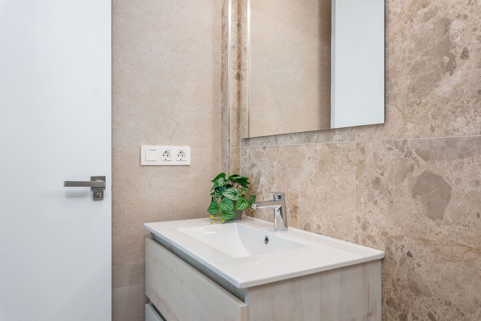 3 bedroom Villa for sale in Dolores with pool garage - € 479,900 (Ref: 9129463)