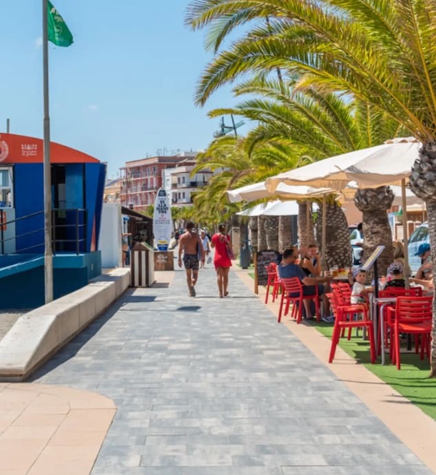 3 soverom Leilighet til salgs i Los Cuarteros med svømmebasseng garasje - € 400 000 (Ref: 9235979)