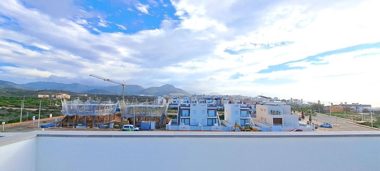 4 soverom Villa til salgs i Puerto de Mazarron med svømmebasseng garasje - € 470 000 (Ref: 9402859)