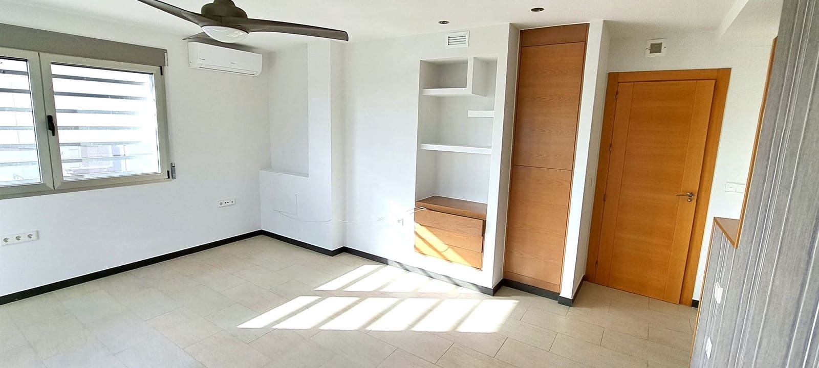 4 soverom Villa til salgs i Puerto de Mazarron med svømmebasseng garasje - € 470 000 (Ref: 9402859)