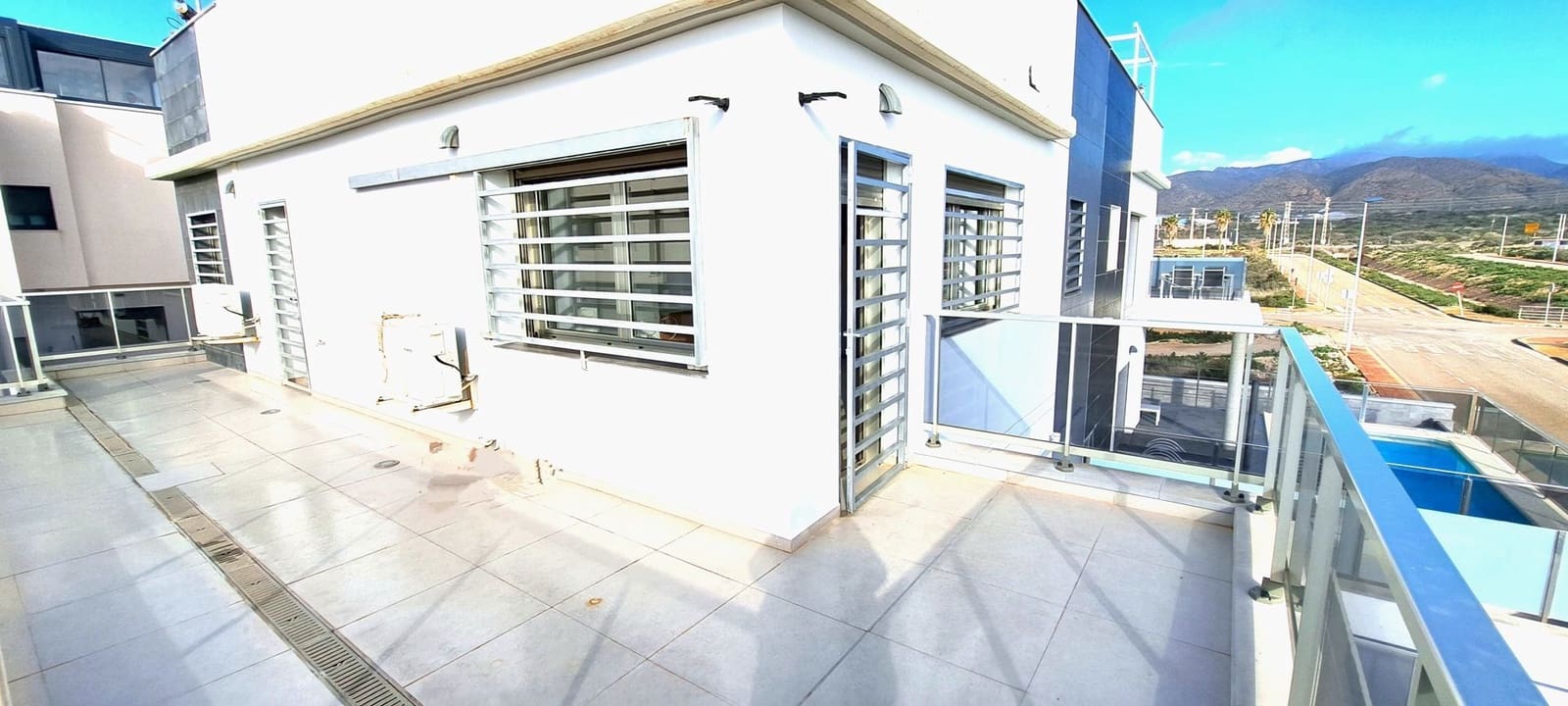 4 soverom Villa til salgs i Puerto de Mazarron med svømmebasseng garasje - € 470 000 (Ref: 9402859)