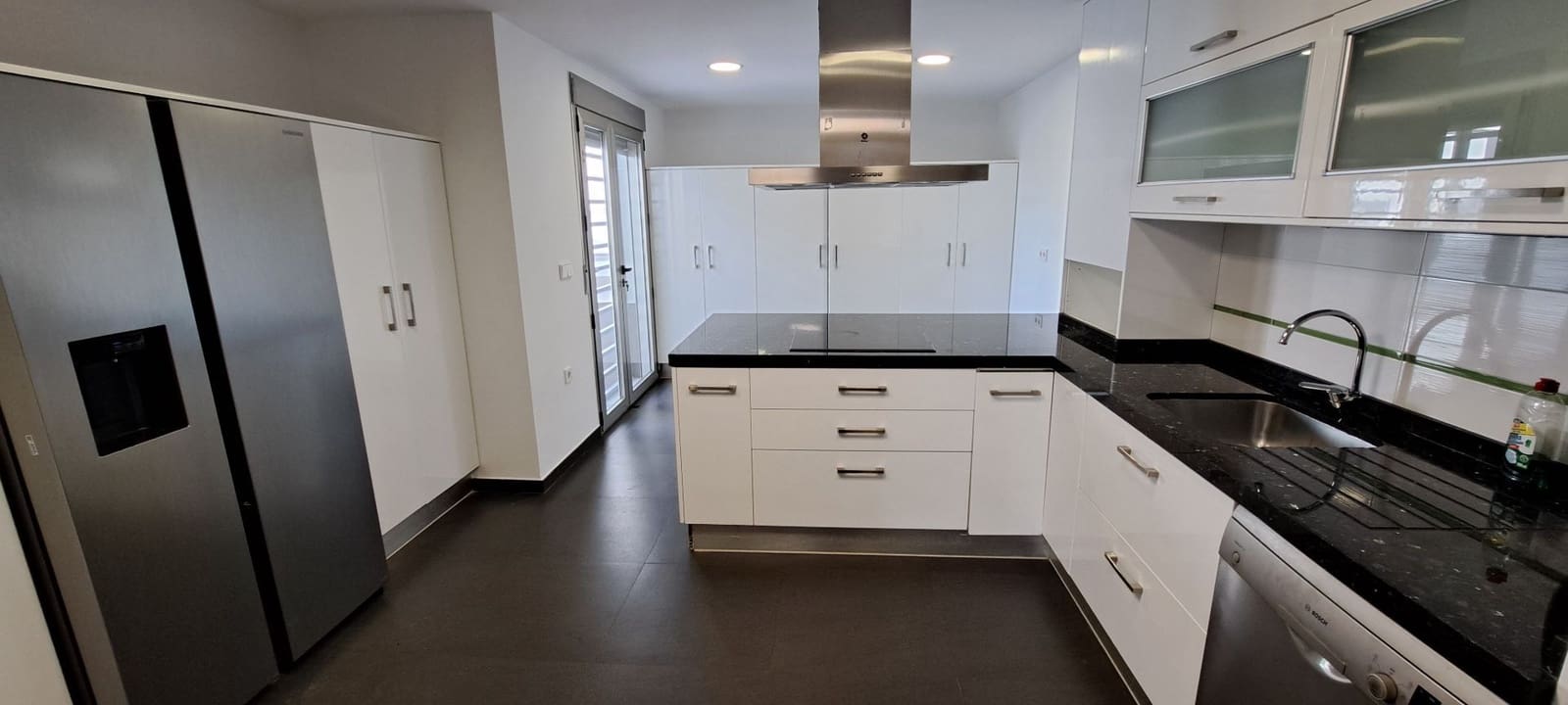 4 soverom Villa til salgs i Puerto de Mazarron med svømmebasseng garasje - € 470 000 (Ref: 9402859)