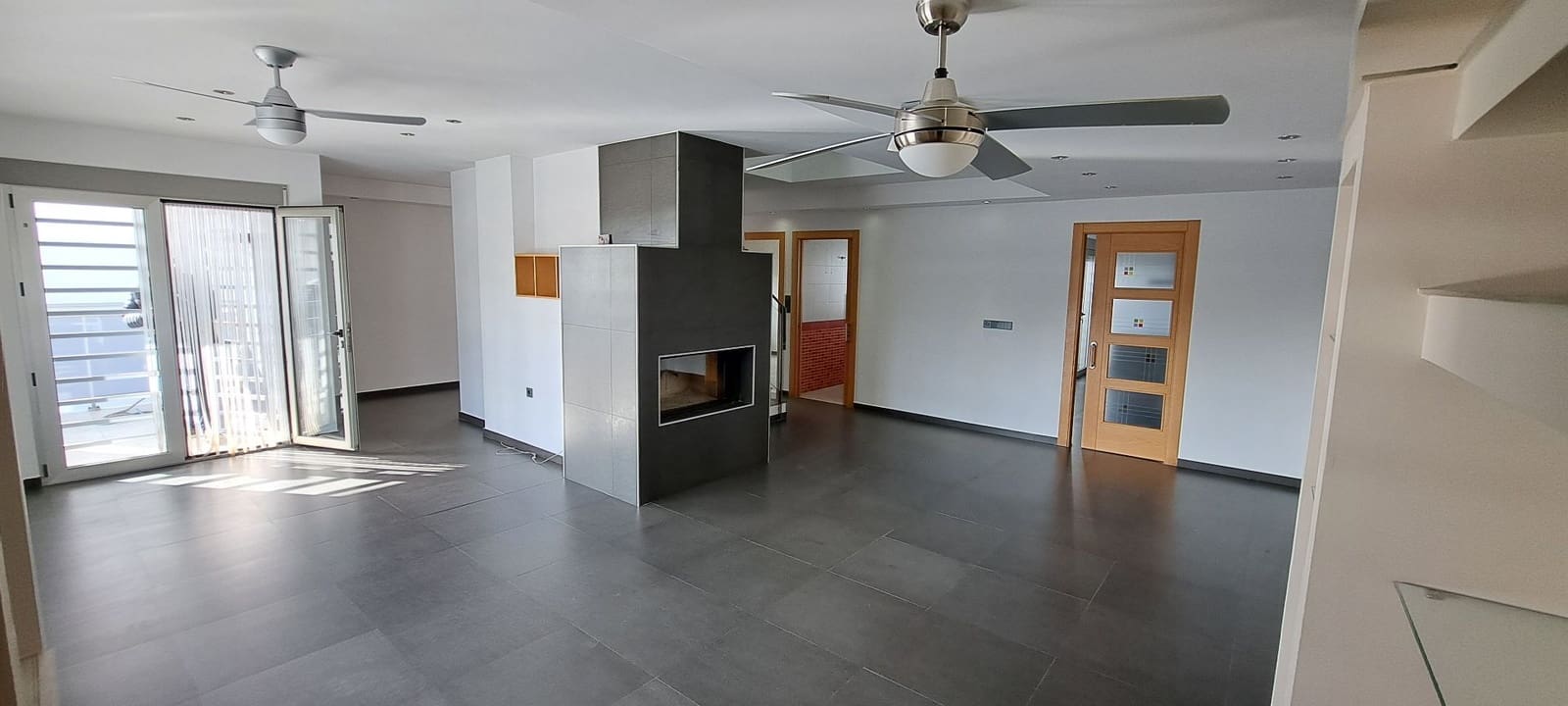 4 soverom Villa til salgs i Puerto de Mazarron med svømmebasseng garasje - € 470 000 (Ref: 9402859)