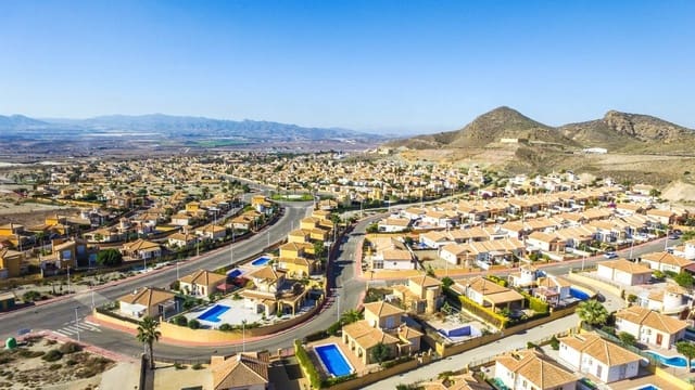 3 Zimmer Villa zu verkaufen in Mazarrón ciudad, Mazarrón mit Pool Garage - 229.000 € (Ref: 9436658)