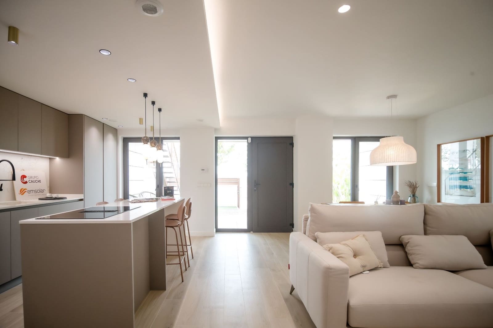 3 sypialnia Willa na sprzedaż w Pilar de la Horadada z basenem garażem - 385 000 € (Ref: 9564297)