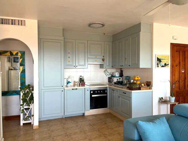 3 slaapkamer Appartement te koop in Isla Plana, Cartagena met zwembad garage - € 250.000 (Ref: 9643725)