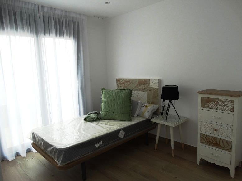 3 quarto Moradia Geminada para venda em Pilar de la Horadada com piscina garagem - 425 000 € (Ref: 9665905)