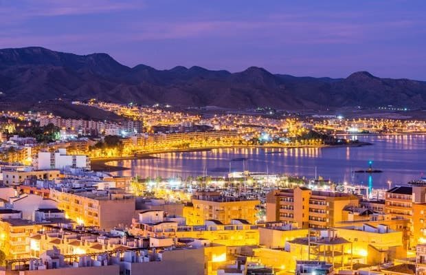 3 slaapkamer Villa te koop in Puerto de Mazarron met zwembad garage - € 995.000 (Ref: 9665907)