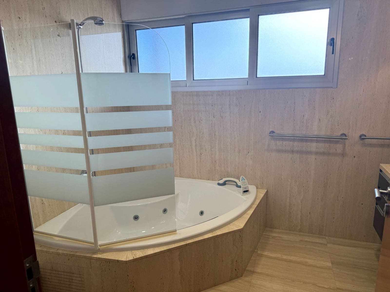 6 slaapkamer Villa te koop in Bolnuevo met zwembad garage - € 975.000 (Ref: 9665912)