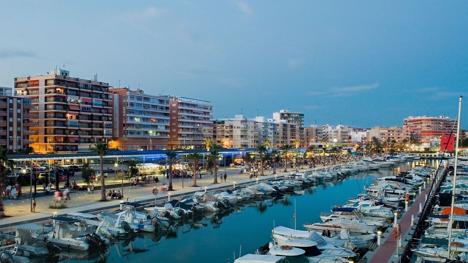3 bedroom Apartment for sale in Alicante / Alacant city with pool garage - € 405,000 (Ref: 9676750)