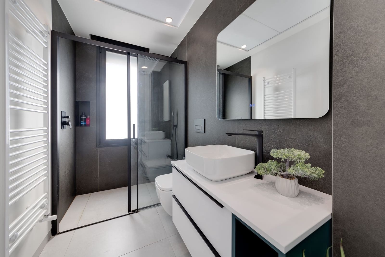 3 bedroom Villa for sale in Pilar de la Horadada with garage - € 579,000 (Ref: 9679437)