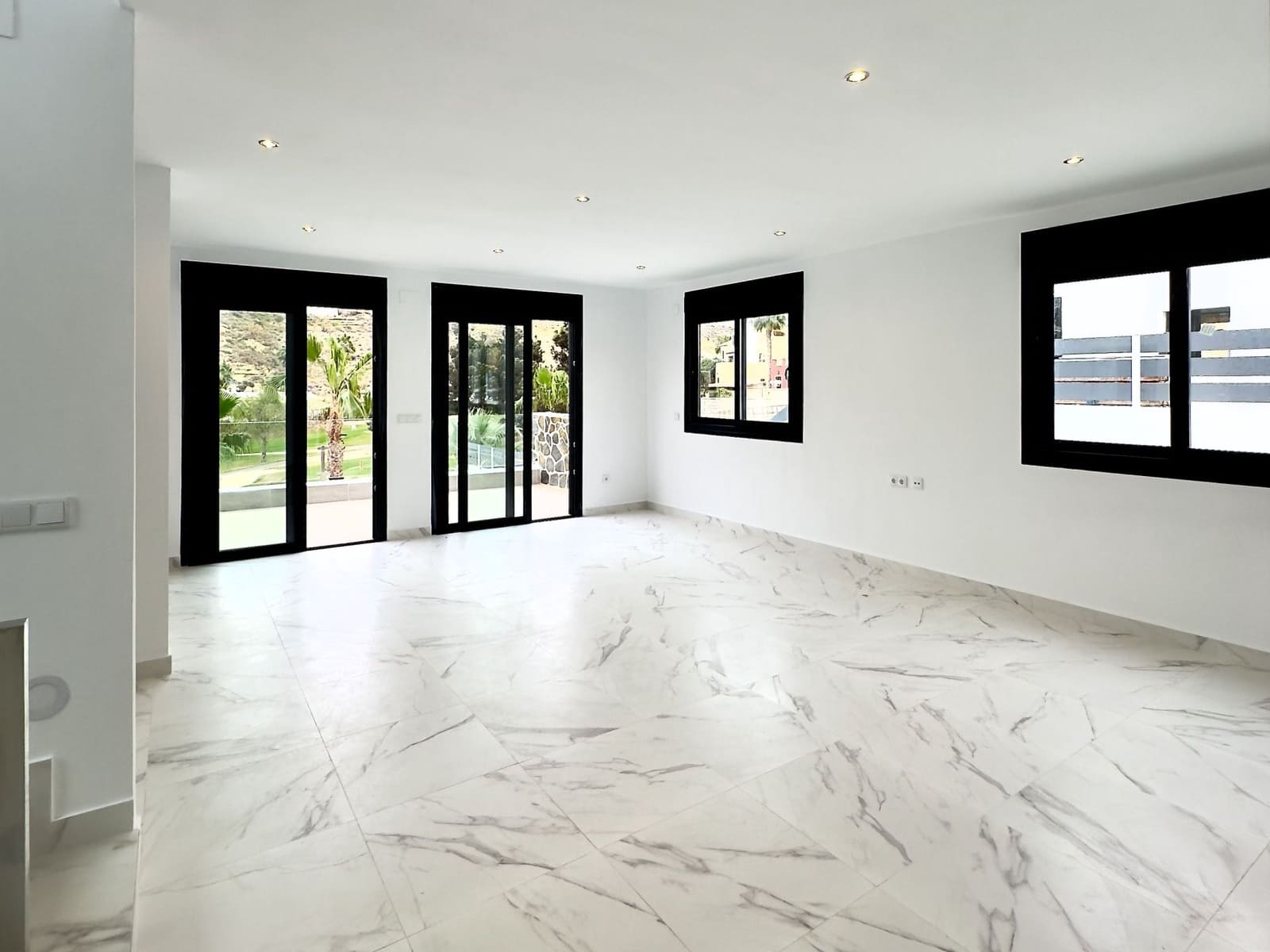 Chalet de 4 habitaciones en Ciudad Quesada en venta con piscina garaje - 834.000 € (Ref: 9719444)