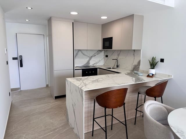 Ático de 2 habitaciones en Las Lomas de Rame - Bahía Bella, Los Alcázares en venta con piscina - 379.000 € (Ref: 9737909)