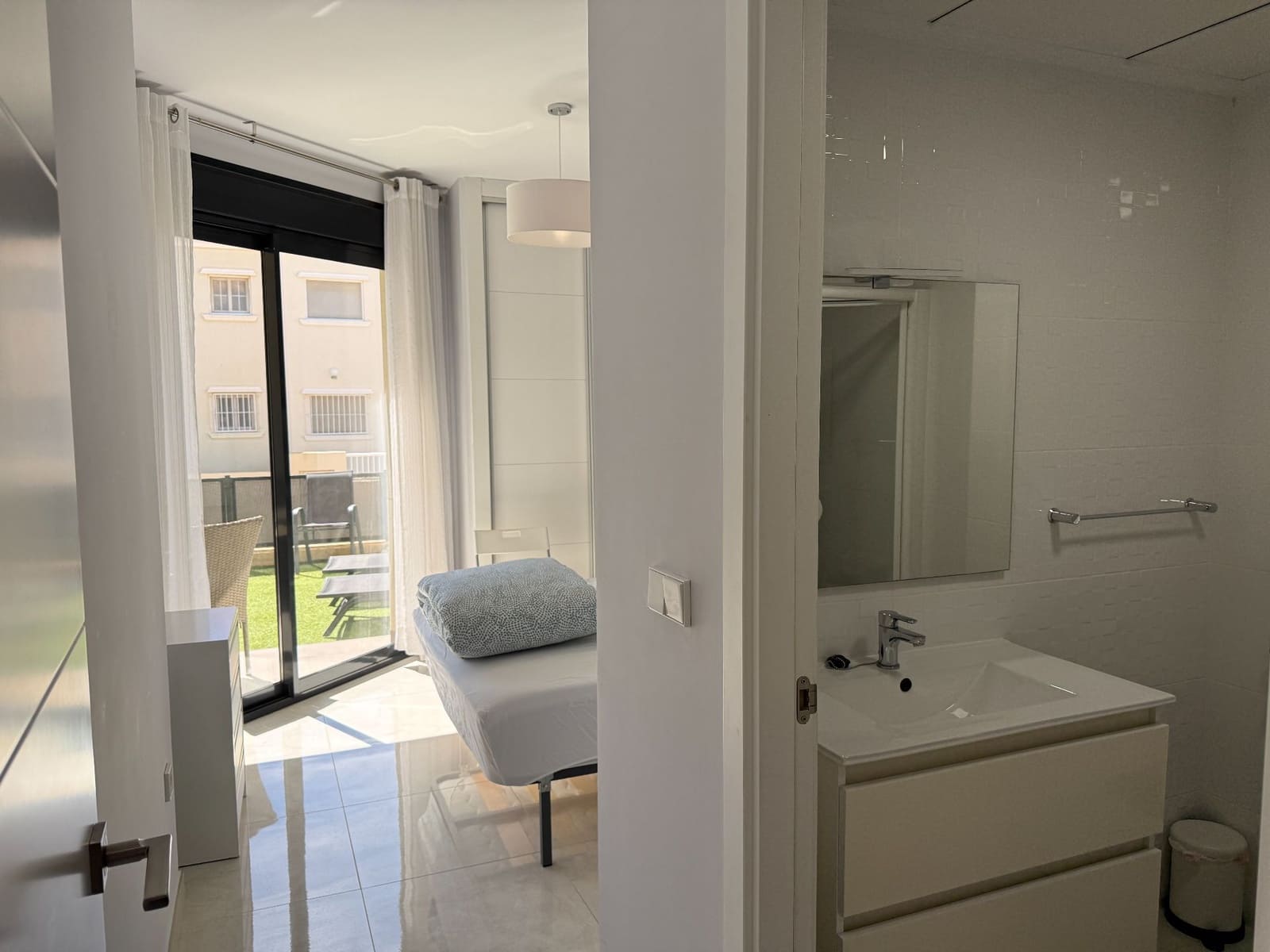 Apartamento de 2 habitaciones en Alamillo en venta con piscina garaje - 279.995 € (Ref: 9741483)